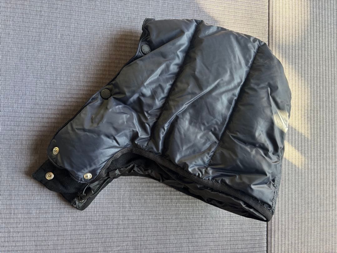 MONCLER ネイビー　ダウンジャケット