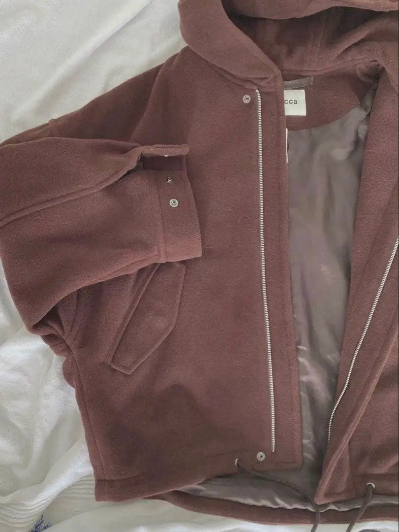 [新品未使用] zucca ズッカフード付ブラウンジャケット　アウター　ブルゾン