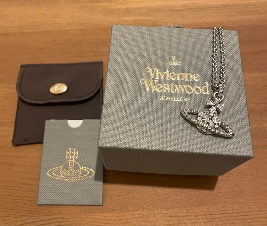 Vivienne Westwood ネックレス シルバー