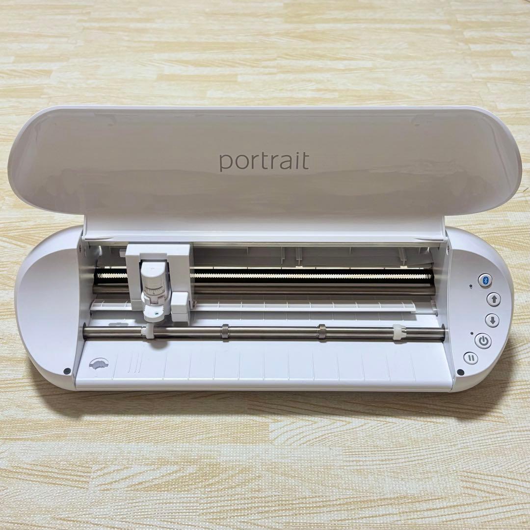 SilhouettePortrait3シルエットポートレート3カッティングマシン