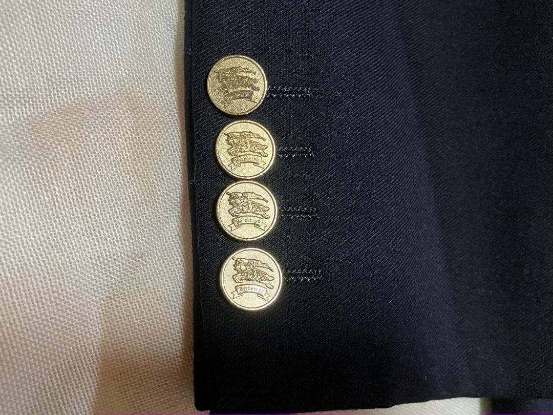 美品 バーバリーBurberrys ジャケットダブル　金ボタン ネイビー