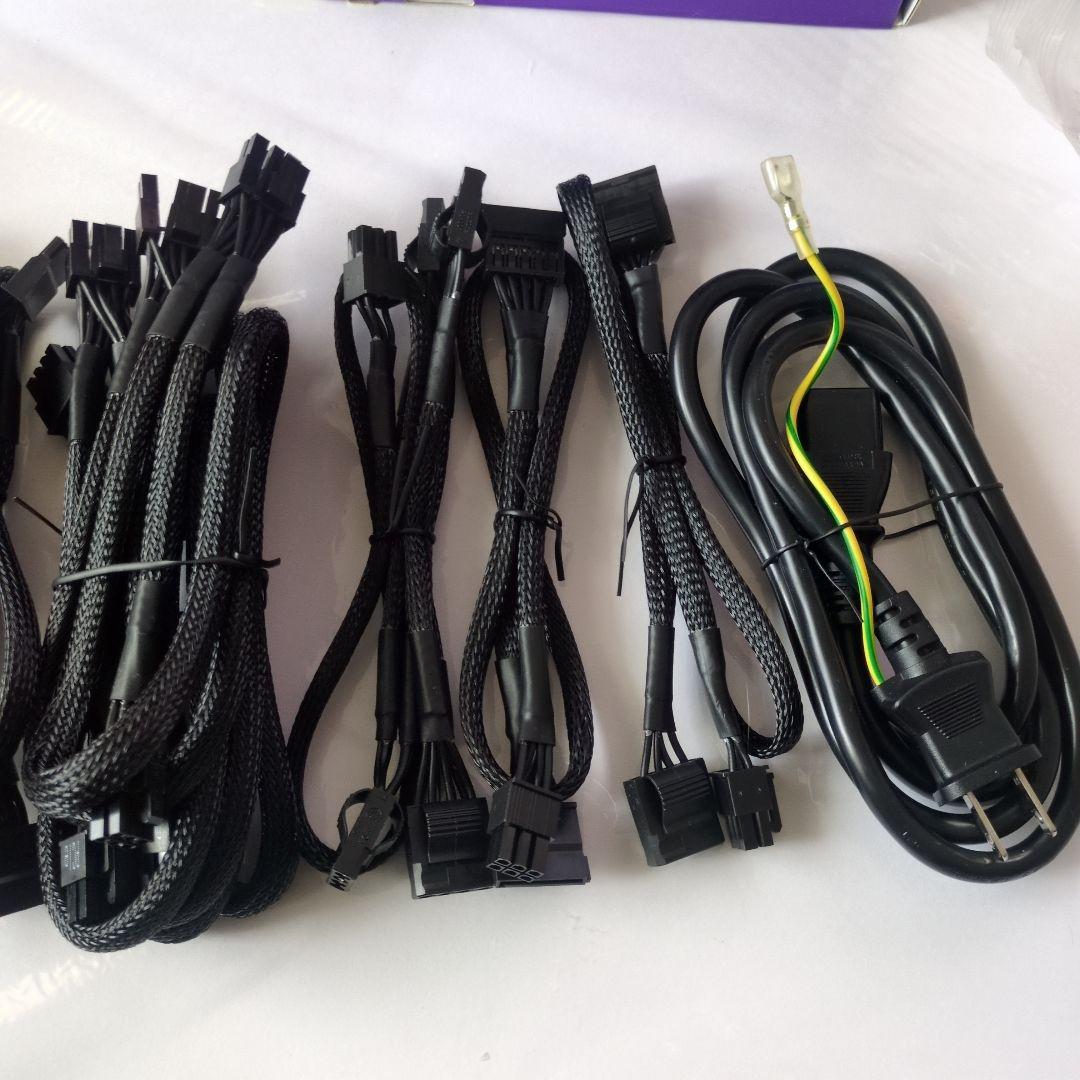 NZXT C1000 GOLD ATX PSU 1000W　12VHPWR 付き