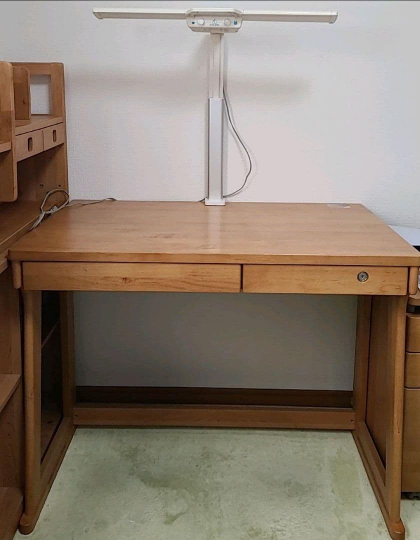 コイズミ学習机