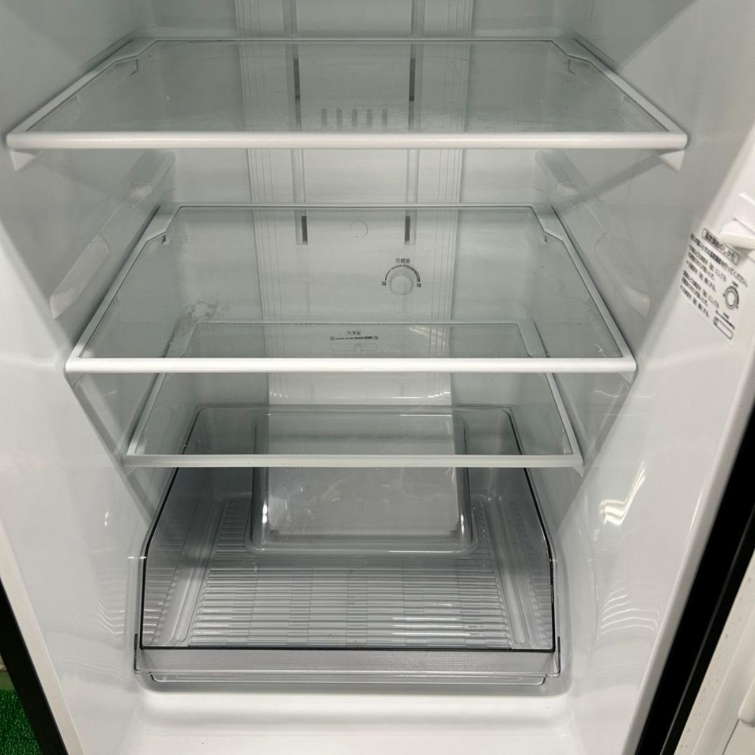 180 冷蔵庫　小型　2022年製　洗濯機も有　一人暮らし　右開き　格安　保証込