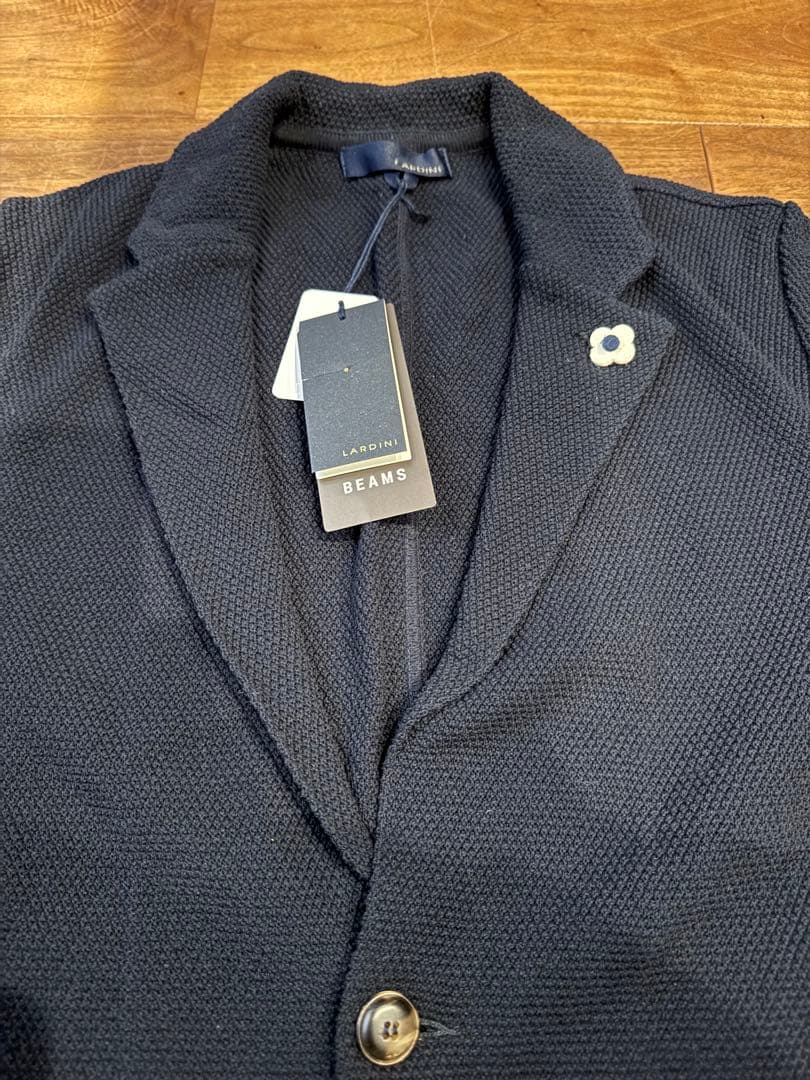 新品試着のみ LARDINI ラルディーニ ニットジャケット ネイビー M