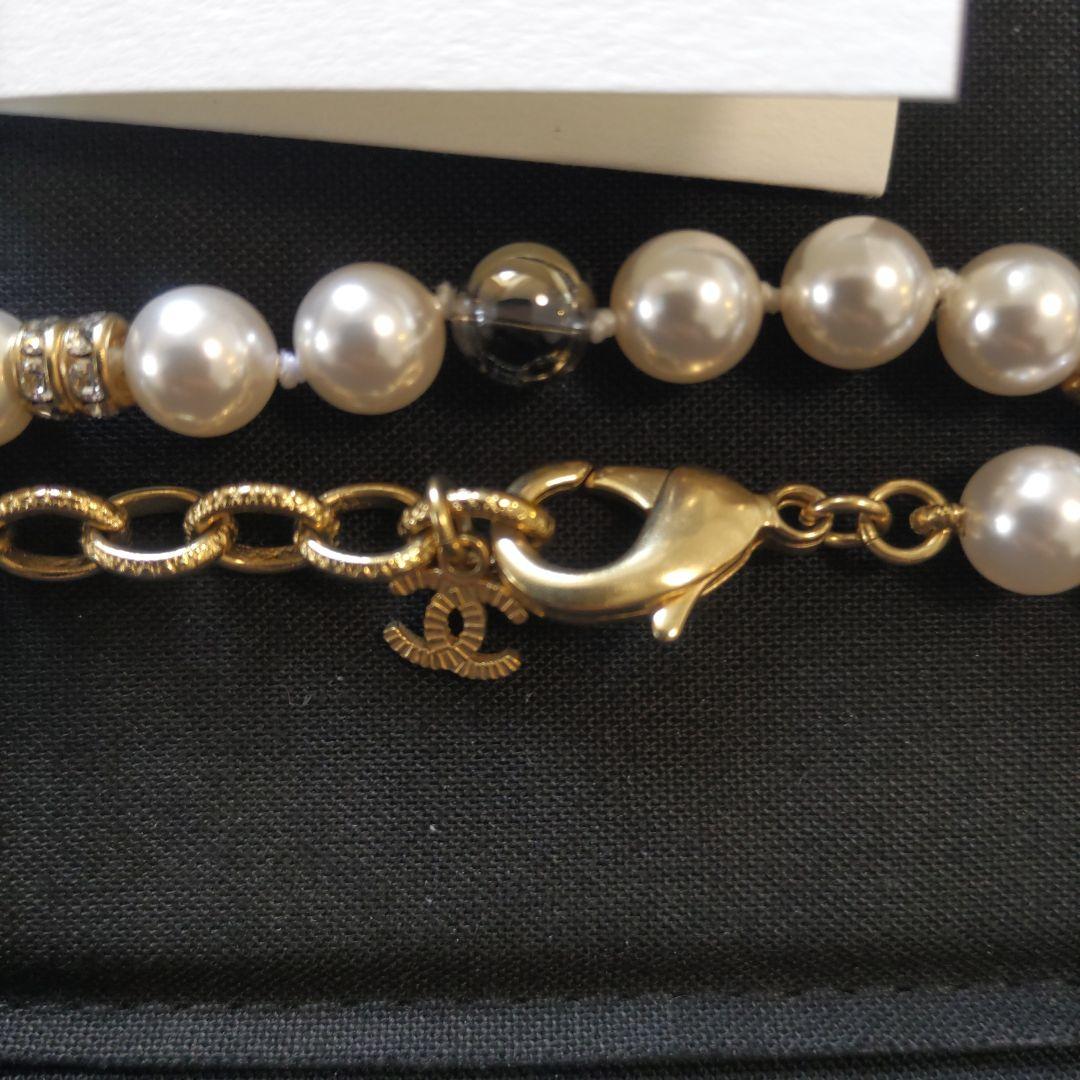 正規品　CHANEL パールネックレス ゴールドロゴ付き