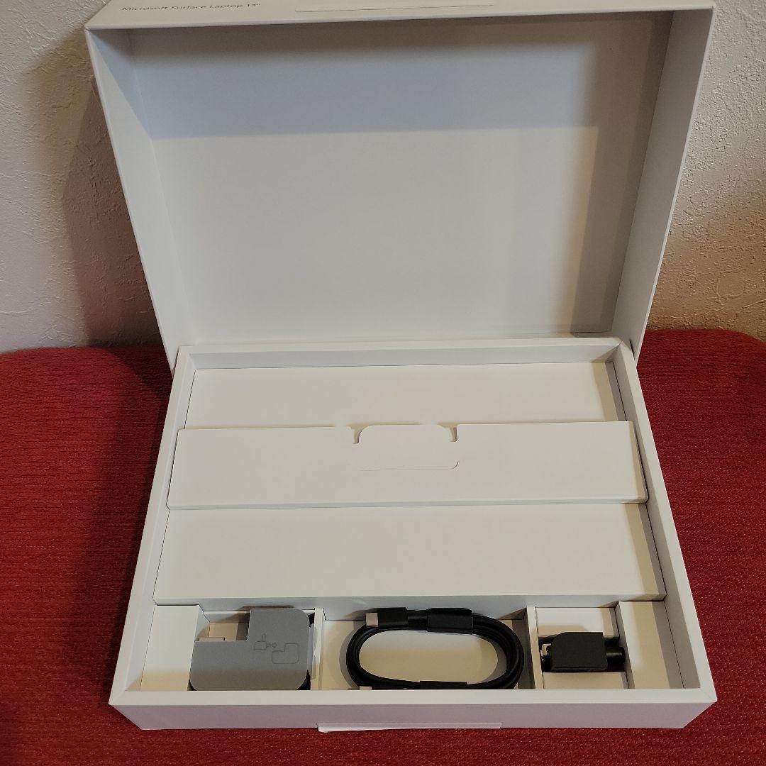 Microsoft Surface Laptop13インチ2095開封未使用品