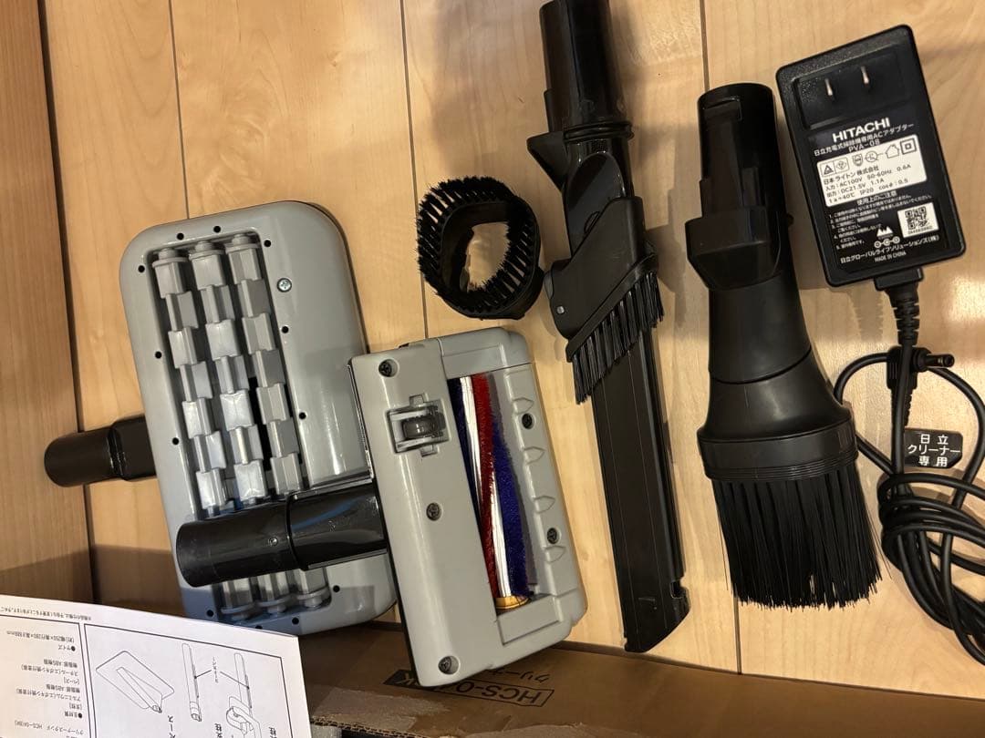 日立 コードレスクリーナー 掃除機PV-BHL4000J 置くだけ充電台　BT優