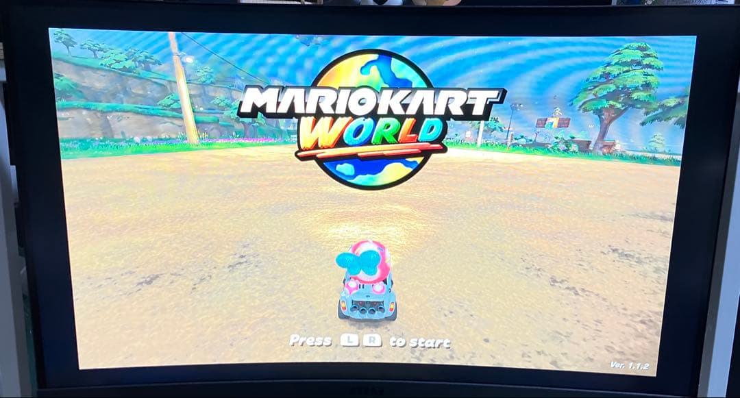 MSI 曲面ゲーミングディスプレイ　Optix MAG272C