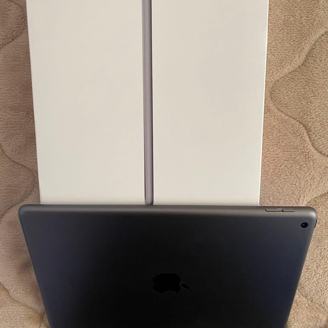 ジャンク品　 Apple iPad (第9世代) 256GB 出品No.2