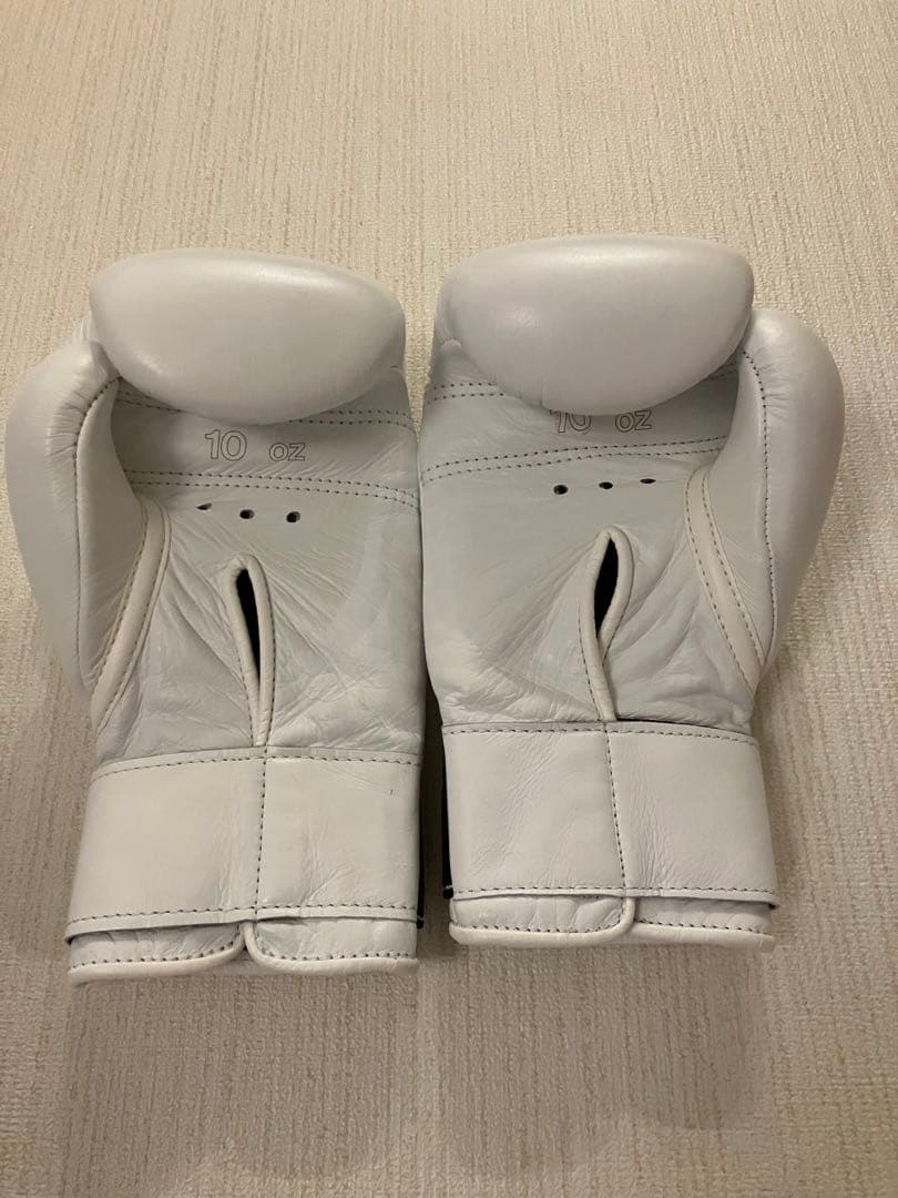 winning ウィニングボクシンググローブ ホワイト 10オンス MS-300