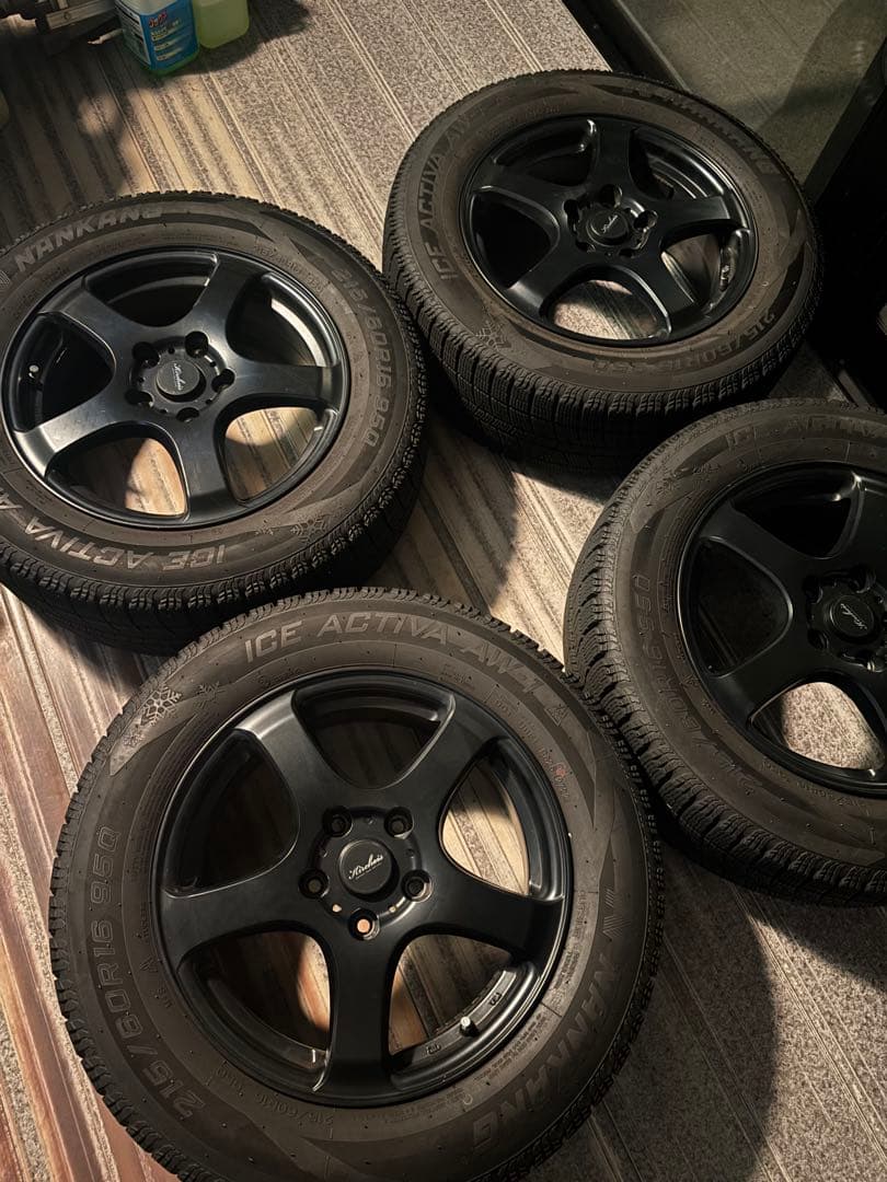 送料無料 スタッドレスタイヤホイール付き4本セット