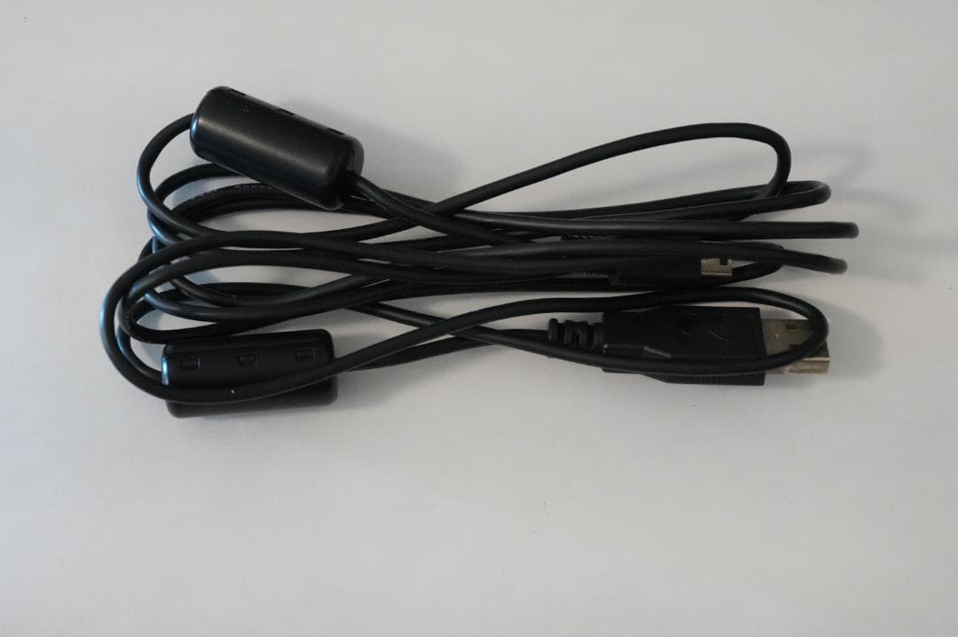 Canon EOS Kiss X2 デジタル一眼レフ 本体とレンズ2本セット