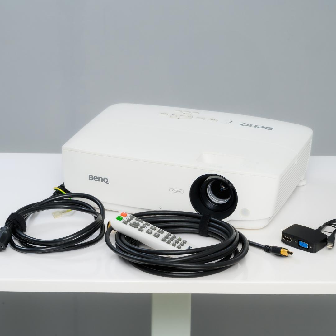 BenQ MW533 プロジェクター 本体