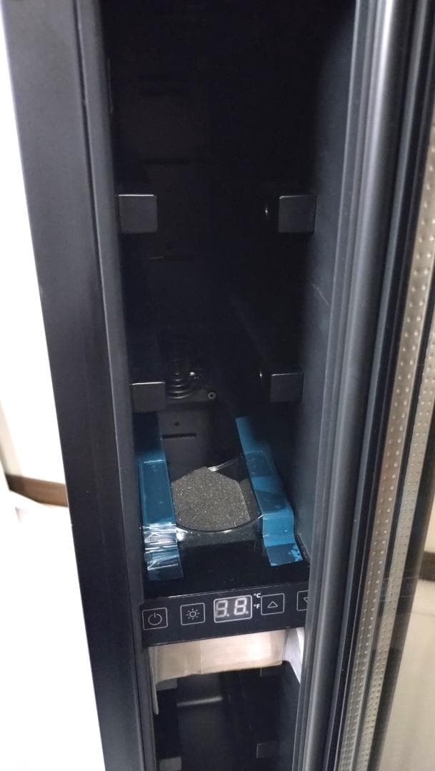 【未使用品】Dometic ワインセラー スリムタワー ST7 右開き