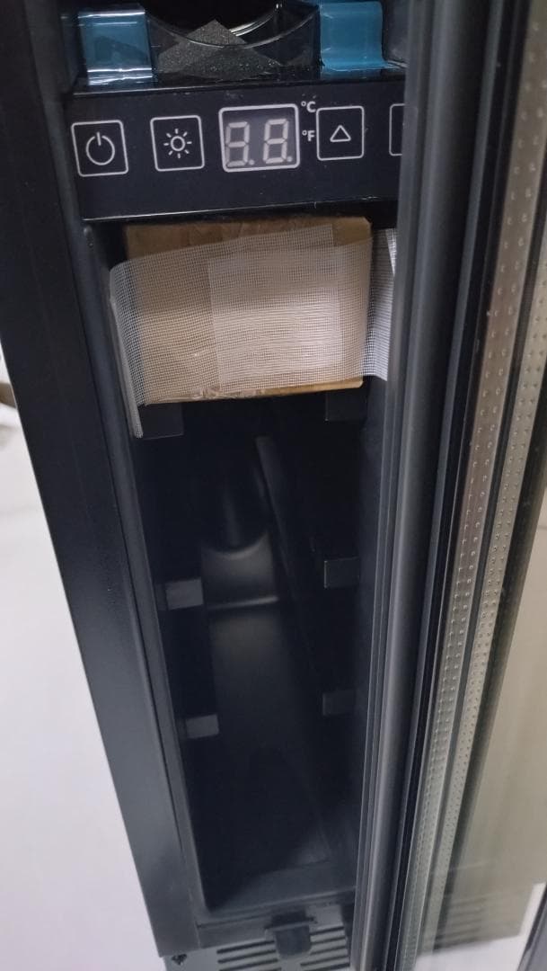 【未使用品】Dometic ワインセラー スリムタワー ST7 右開き