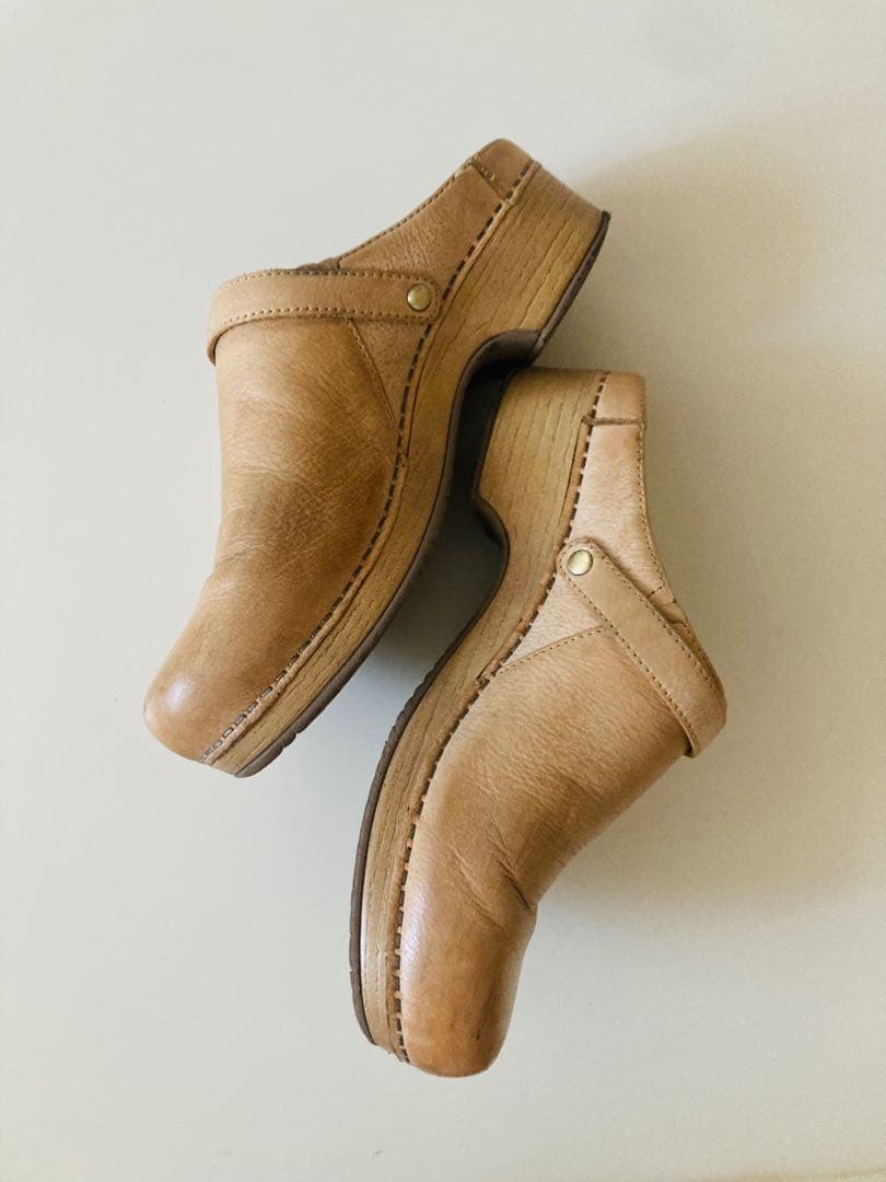 dansko ダンスコ　berry tan37サンダル