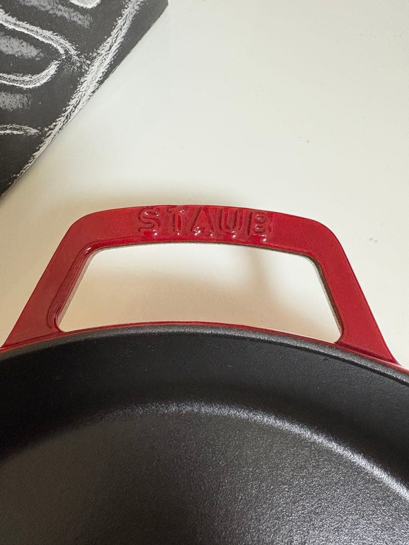 staub 両手フライパン チェリー 26cm ダブルハンドル 赤 美品