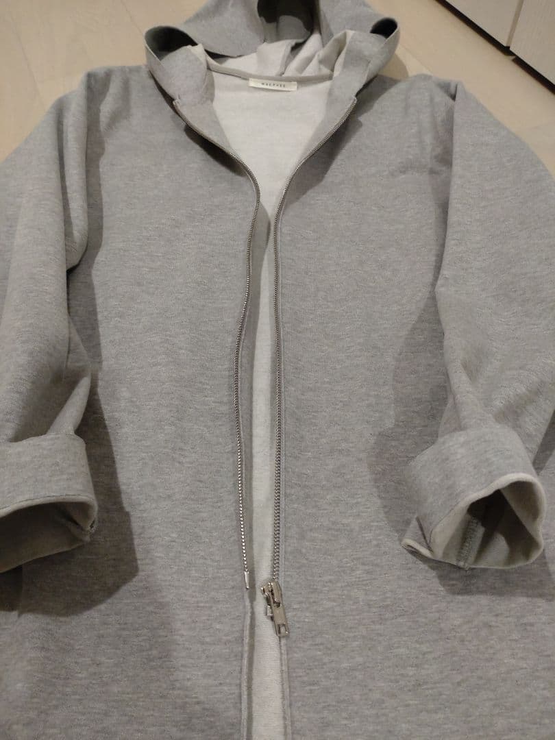 トゥモローランド　マカフィー　ロングフーデッドパーカー