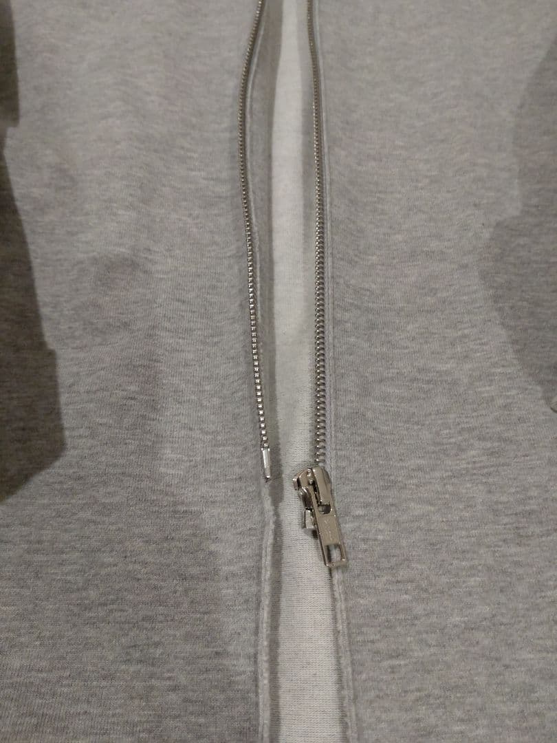 トゥモローランド　マカフィー　ロングフーデッドパーカー