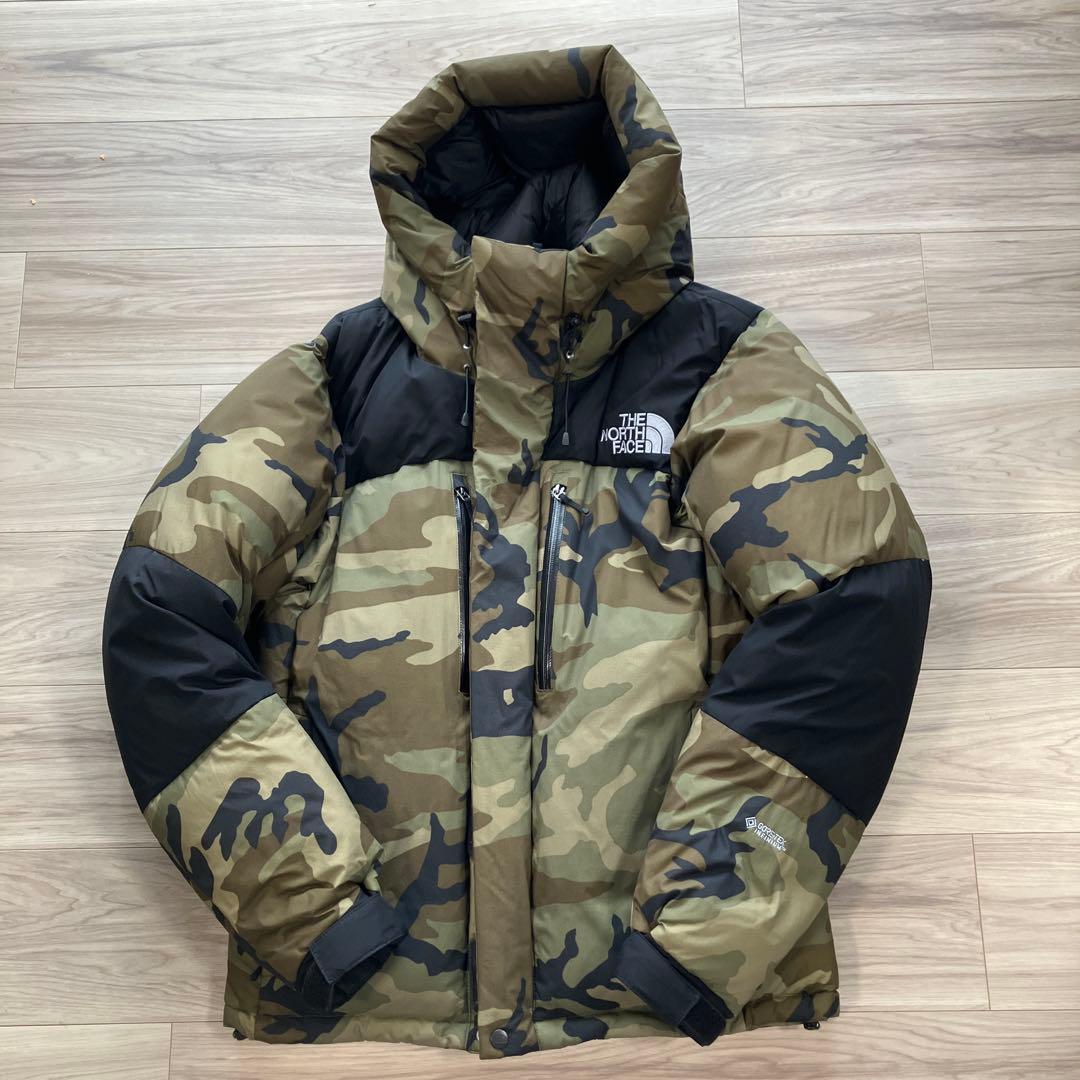 THE NORTH FACE カモフラージュ ダウンジャケット