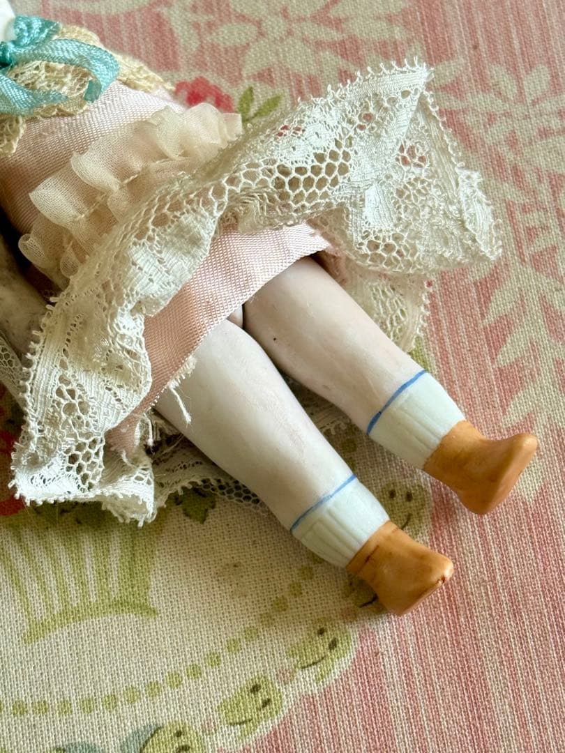 アンティーク　水色うさぎさん　ミニョネット　ドール　オールビスク