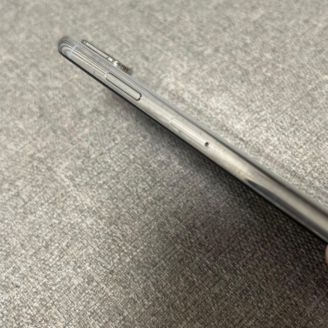 Apple iPhone Xsシルバー 本体