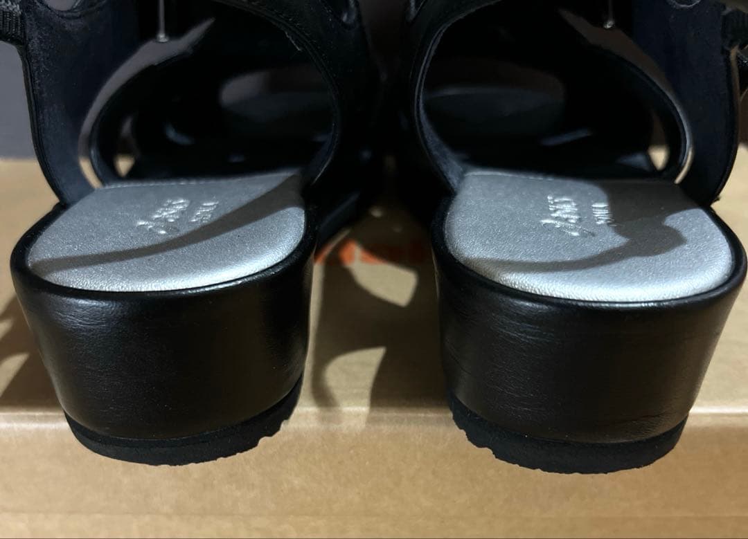 【アシックスペダラ】サンダル　ブラック 24