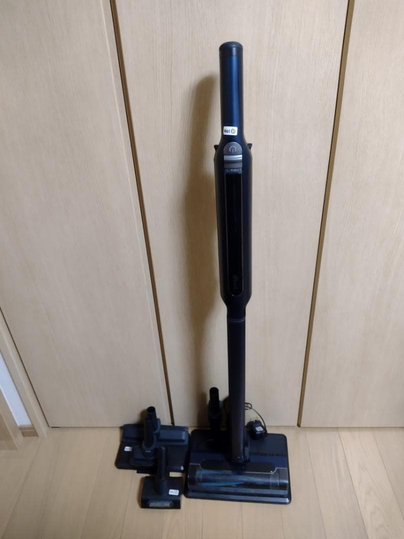 シャーク★コードレスクリーナー★CS401JRB★バッテリー新品と同等★2