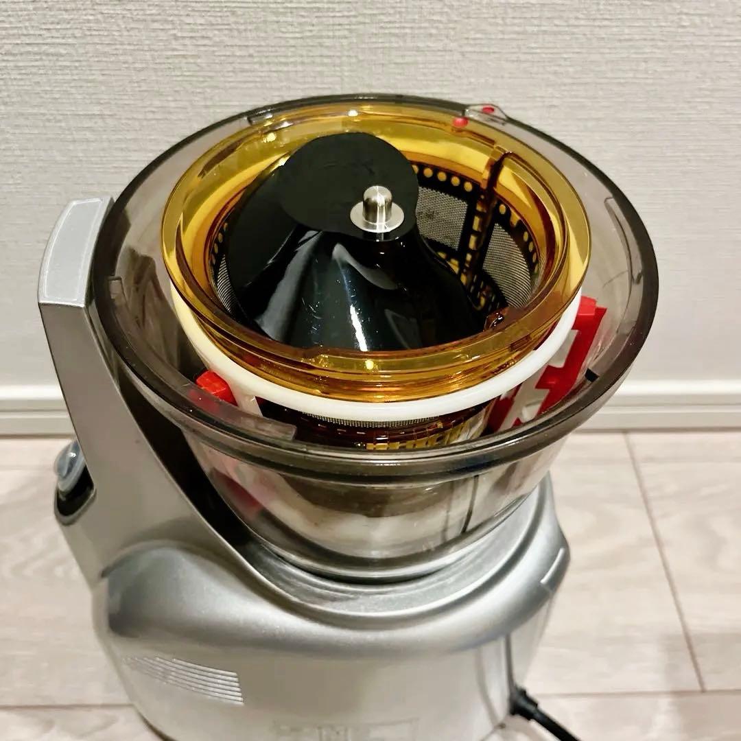 【未使用】Kuvings クビンズ サイレントジューサー JSG-120