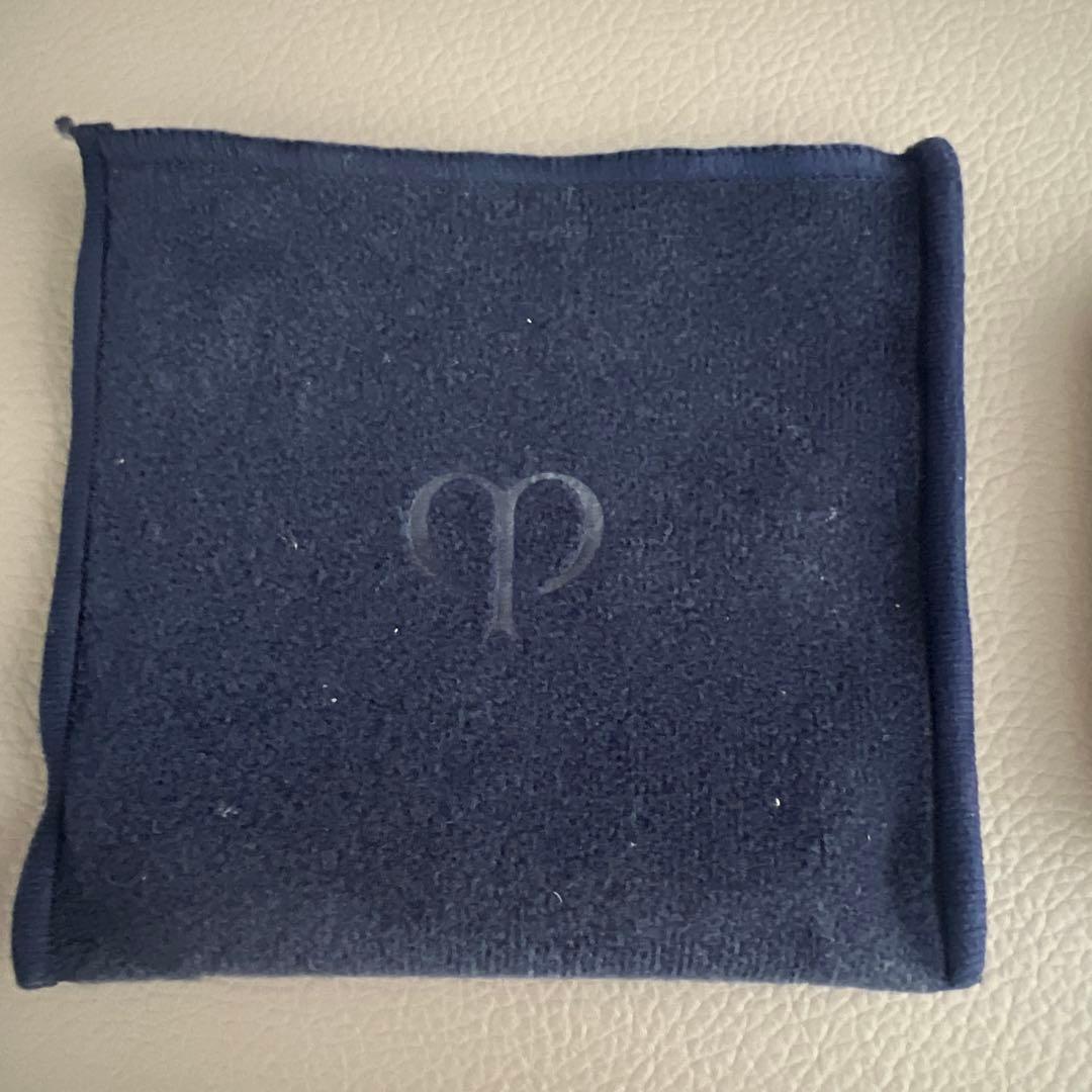 クレ・ド・ポー ボーテ プードルコンパクトサンシエルn