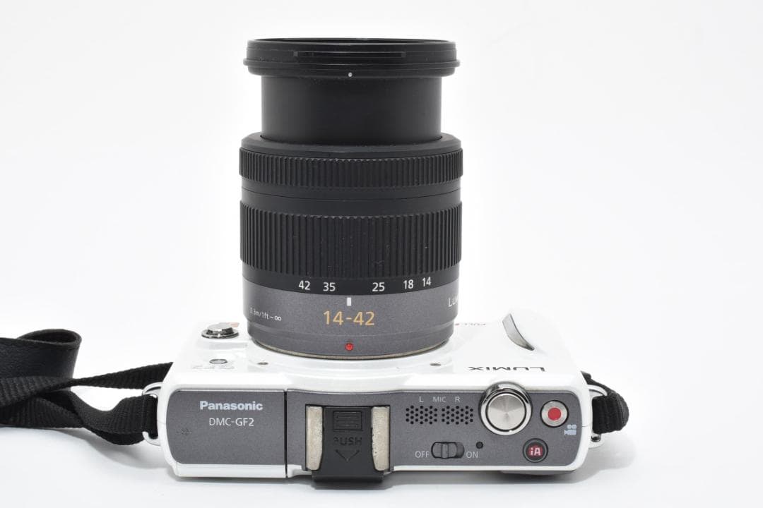 パナソニック LUMIX DMC-GF2 レンズキット