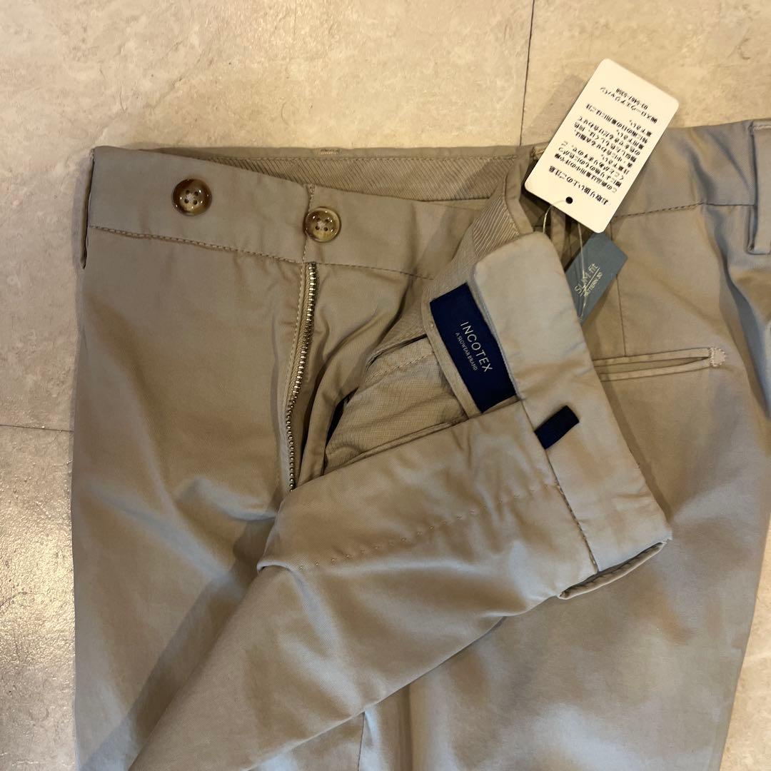 ベージュ スラックス