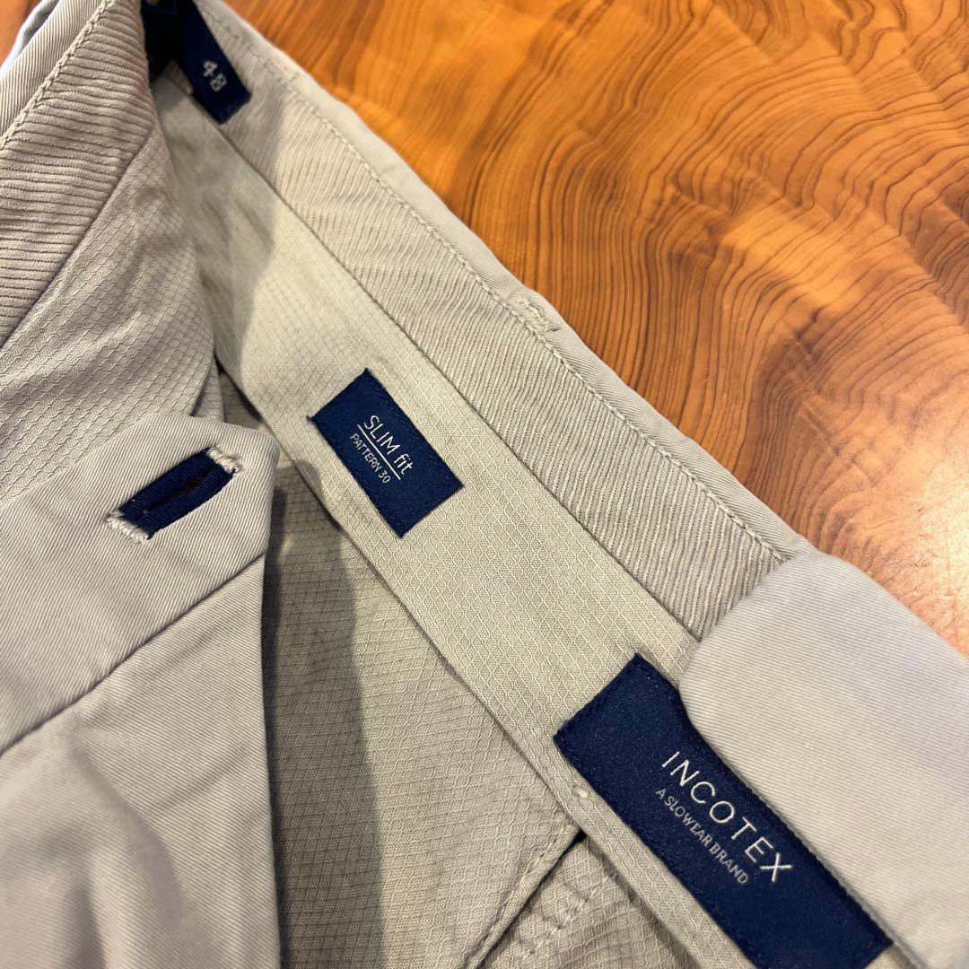 ベージュ スラックス