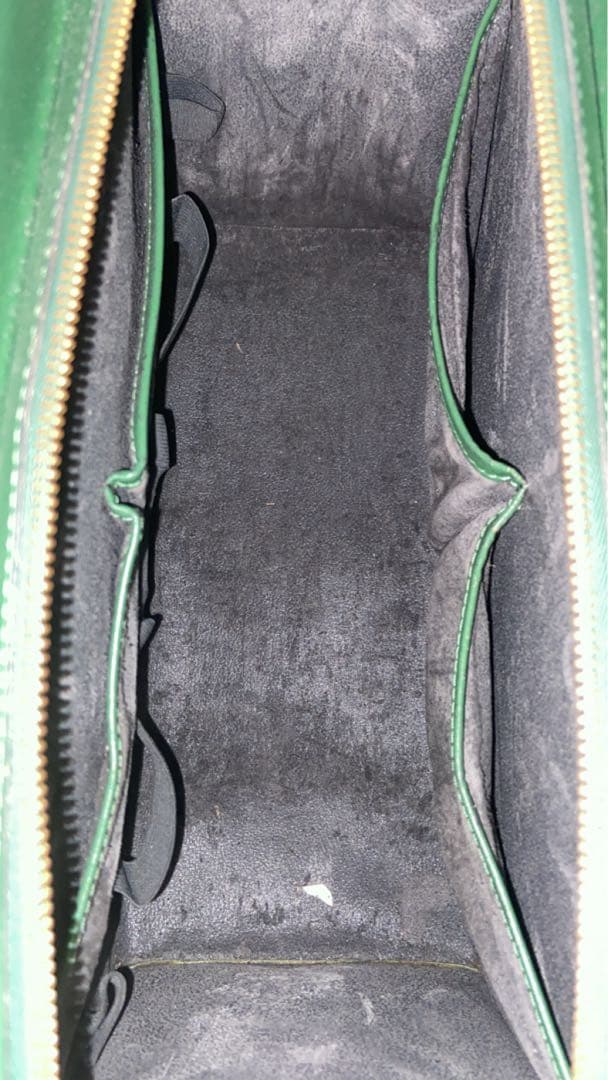 ルイヴィトン ビジネスバッグ エピ リヴィエラ レザー　緑　チャーム