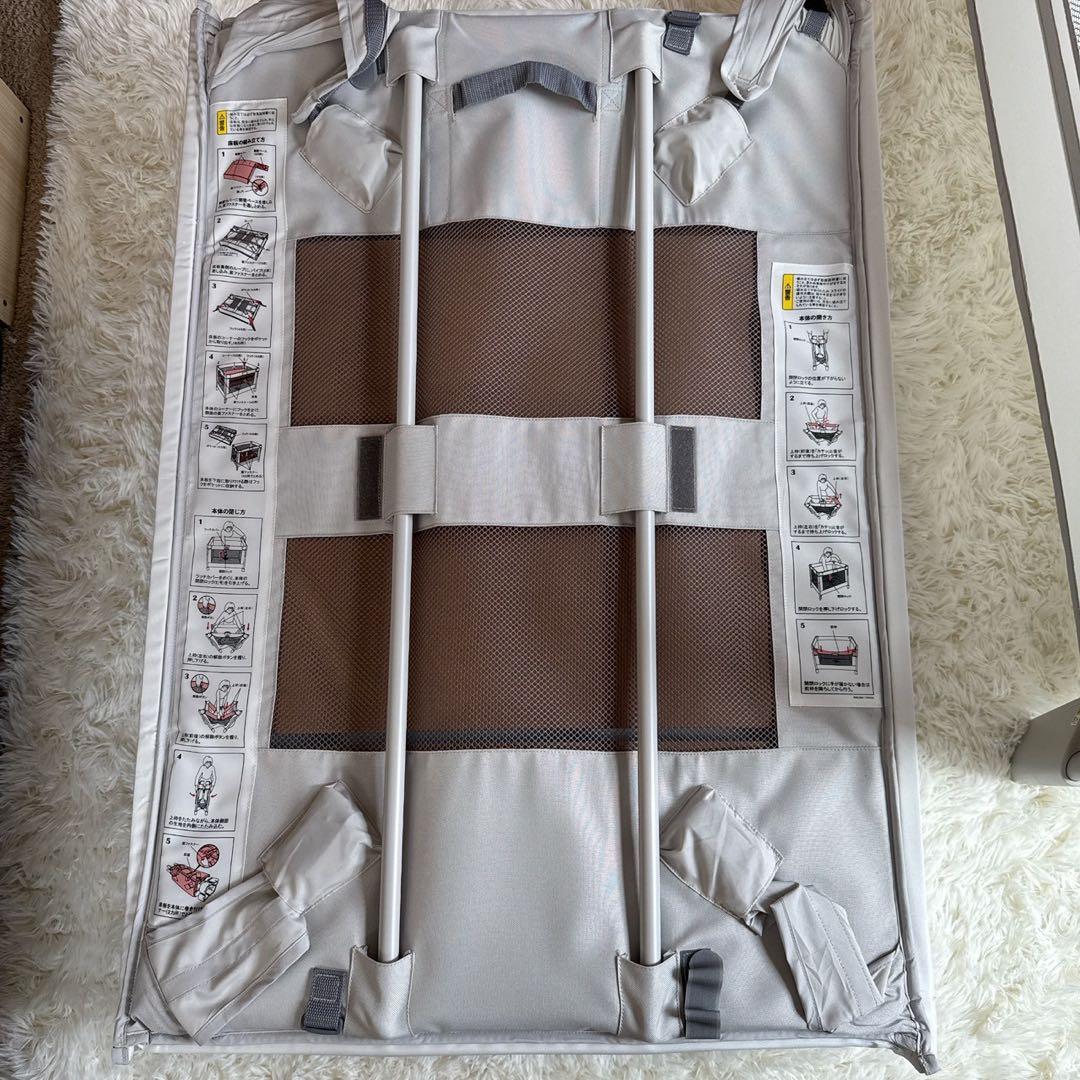 アップリカ　ベビーベッド　コネルエアー　グレー