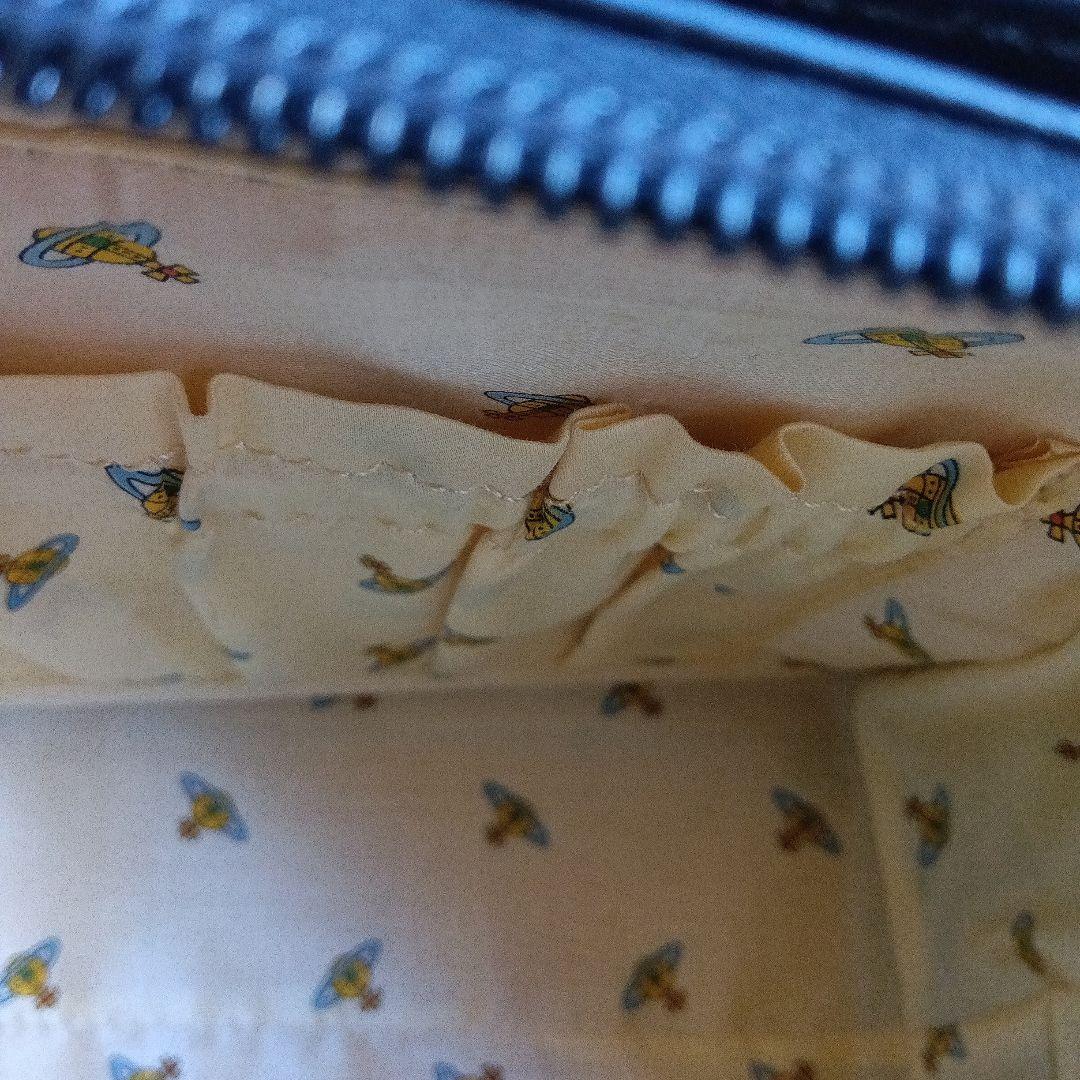 ヴィヴィアンウエストウッド　レザーハンドバッグ