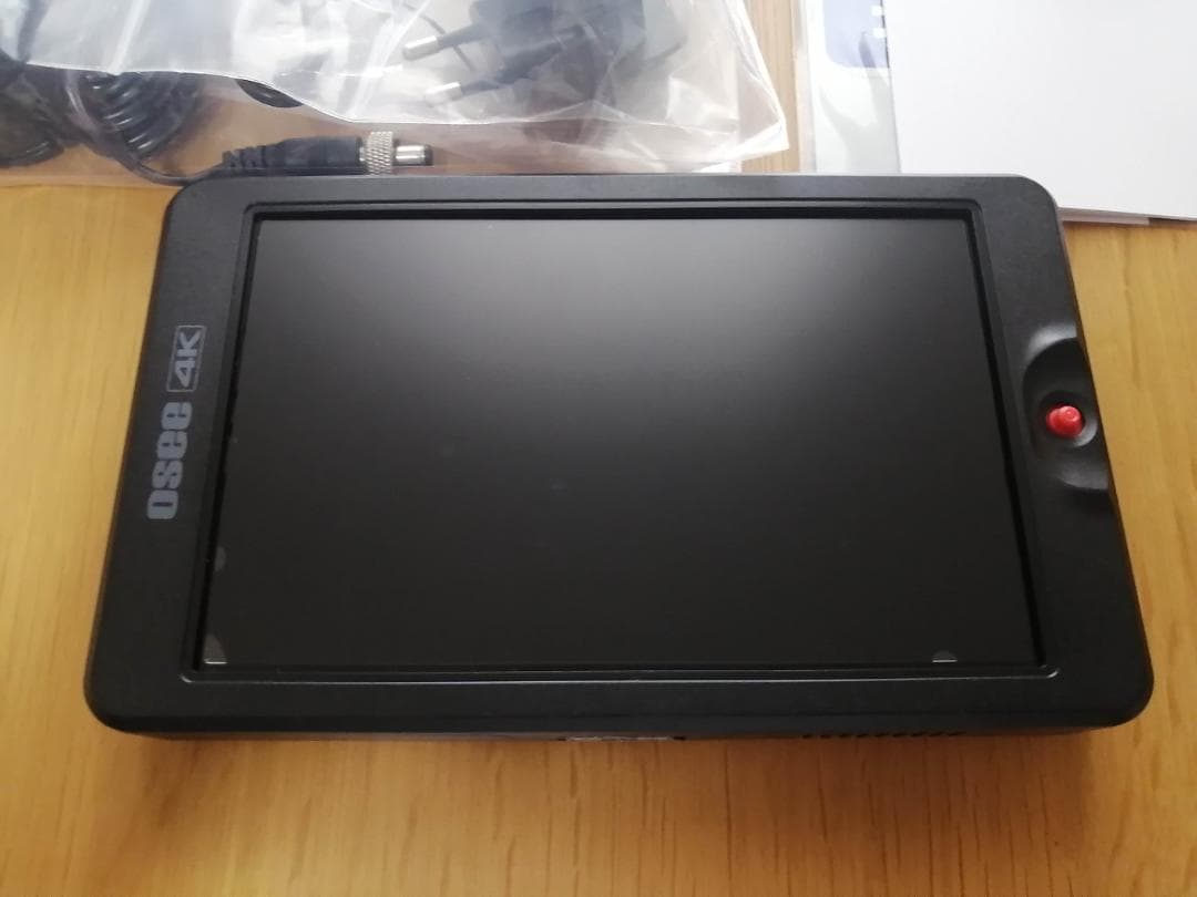 OSEE 4K 7インチモニター