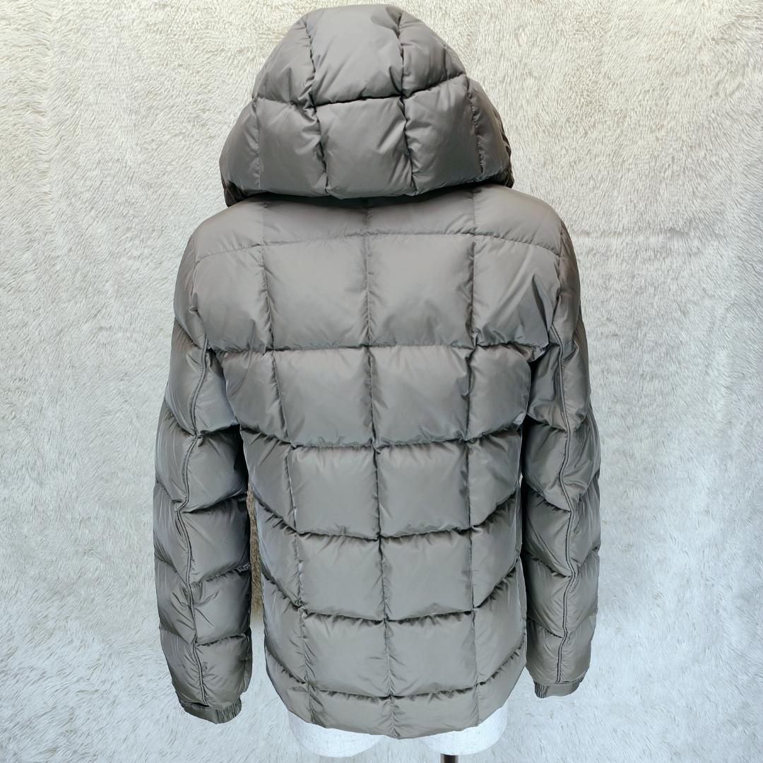 【新品未使用】TATRAS　タトラス　ボエシオ　ダウンジャケット　ベージュ　短丈