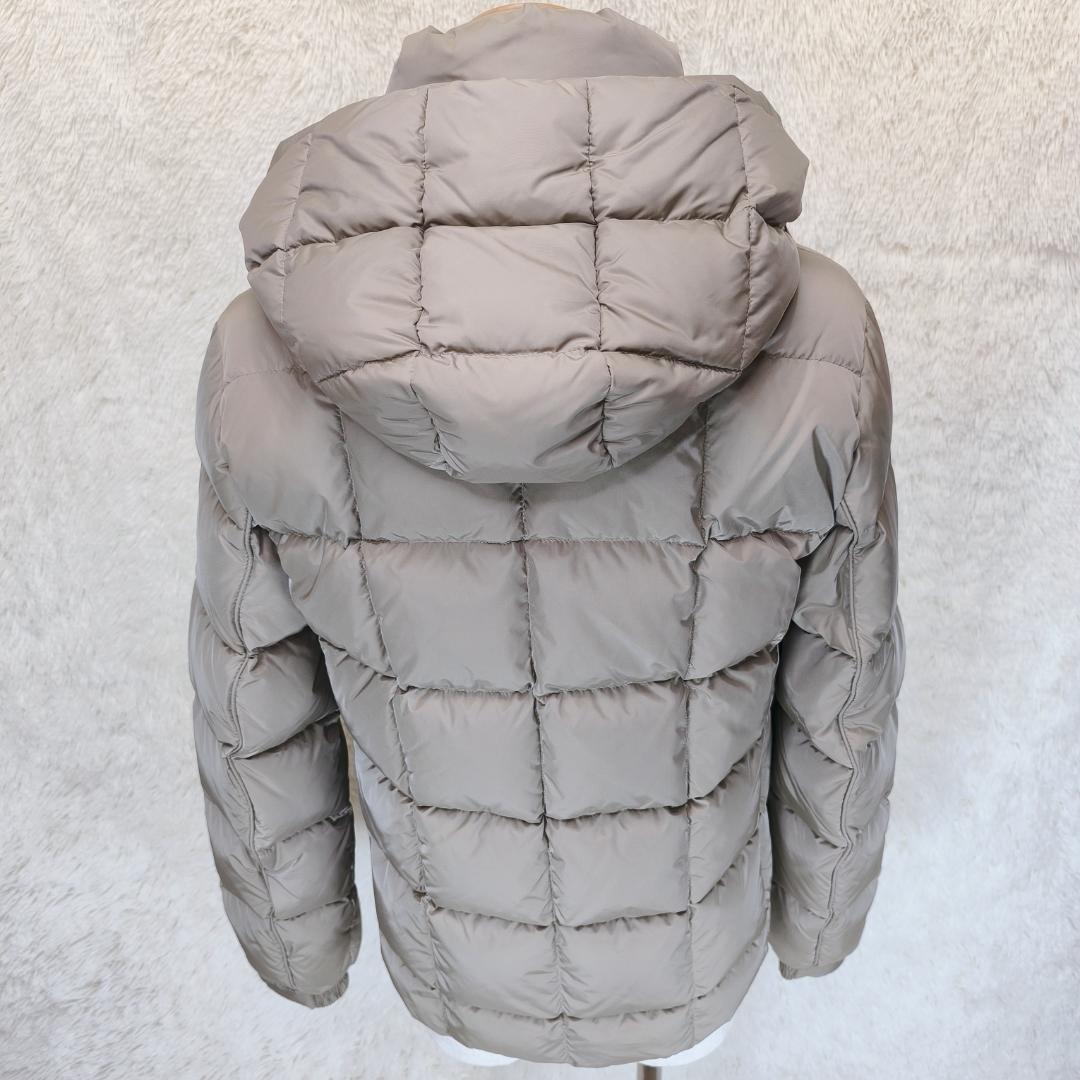 【新品未使用】TATRAS　タトラス　ボエシオ　ダウンジャケット　ベージュ　短丈