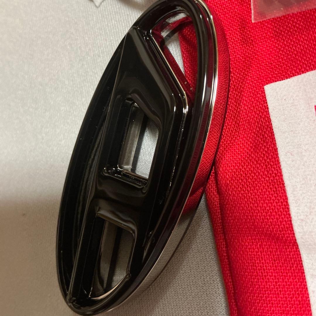 洗練されたデザイン　DIESEL CAGE-D LAYER X10293