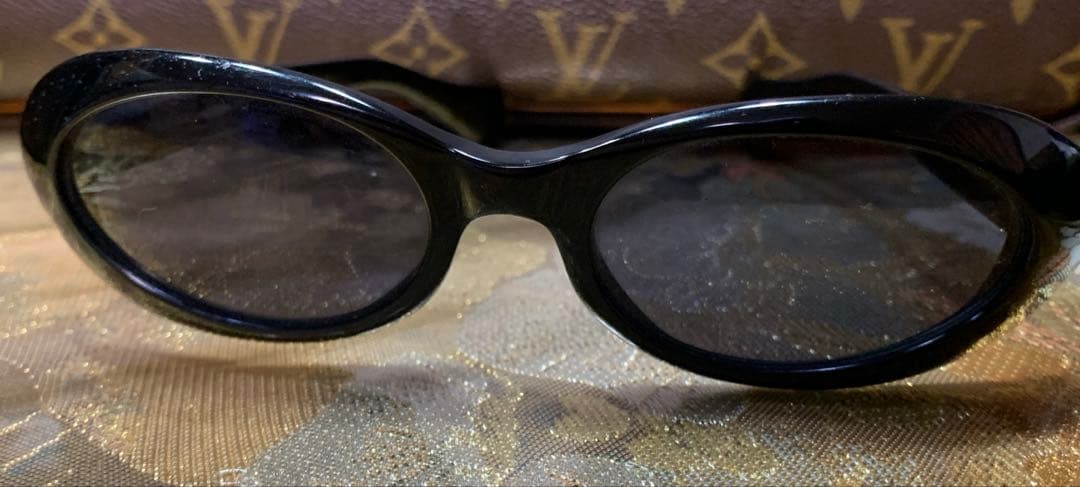 GUCCI グッチ サングラス 度なし オーバル フルリム