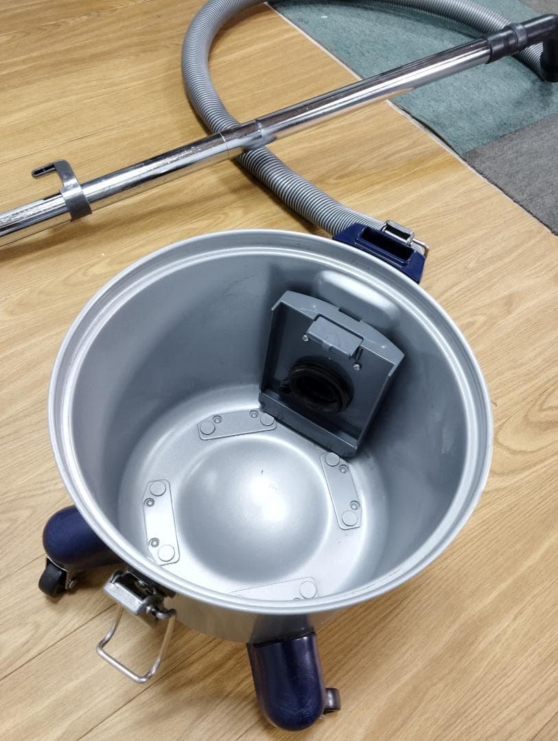 Y☆622 パナソニック 業務用掃除機 MC-G3000P