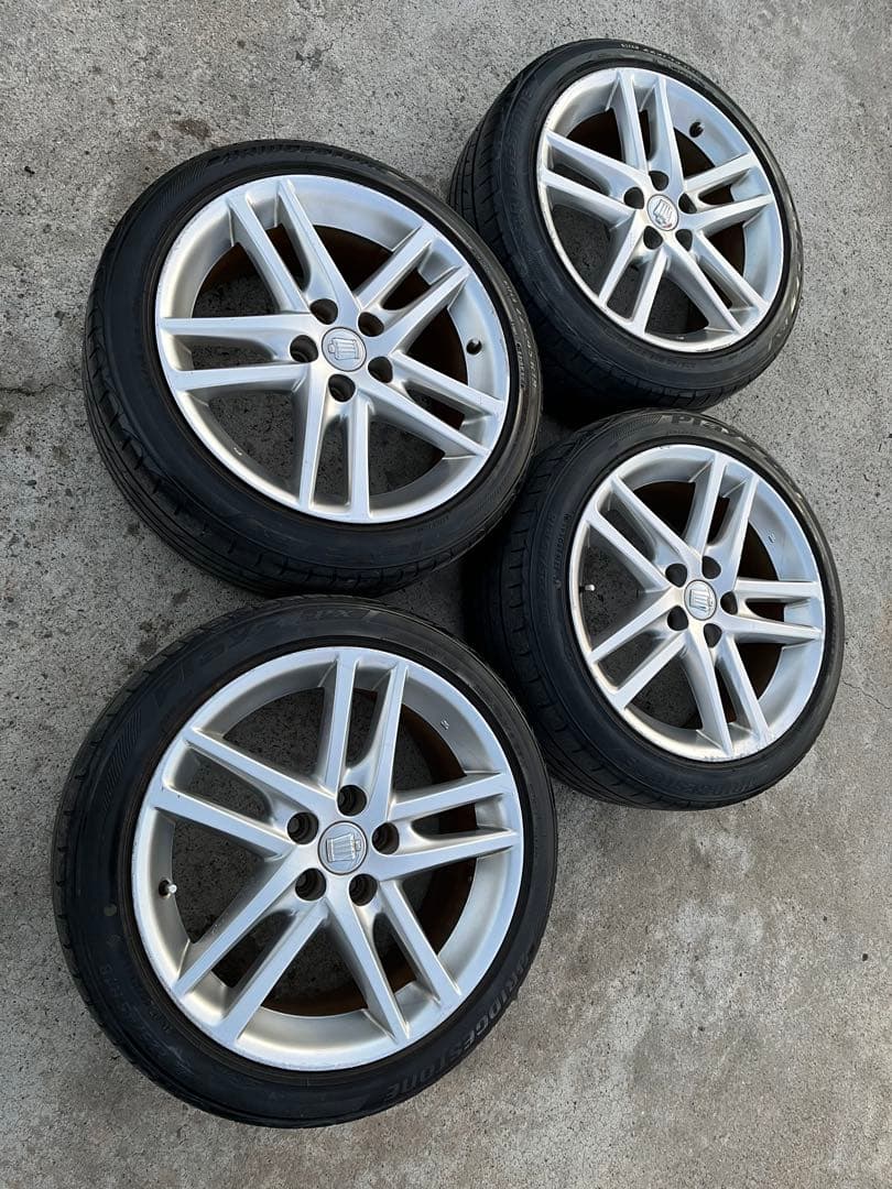 エメラルダス 様　200系後期　クラウンアスリート　18インチアルミホイル