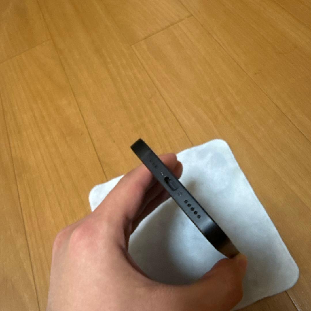 スマートフォン本体 iphone16e