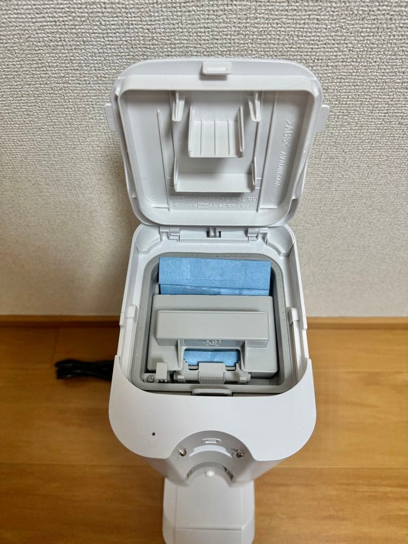 Panasonic コードレス 掃除機 MC-NS10K 23年製 動作保証