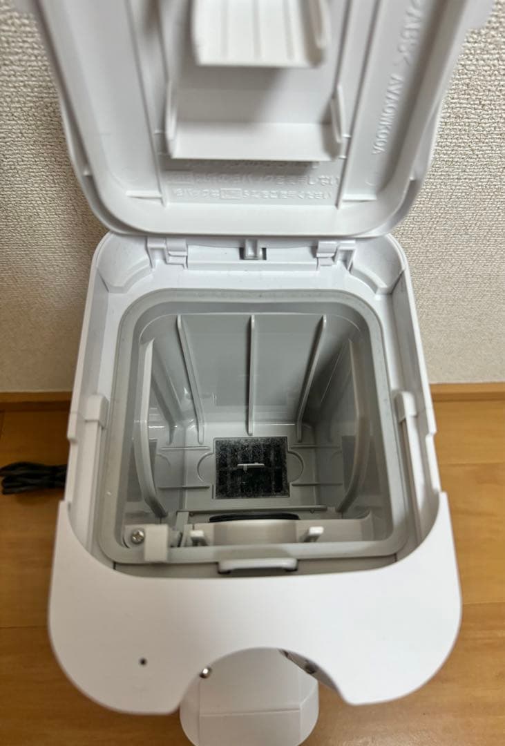 Panasonic コードレス 掃除機 MC-NS10K 23年製 動作保証