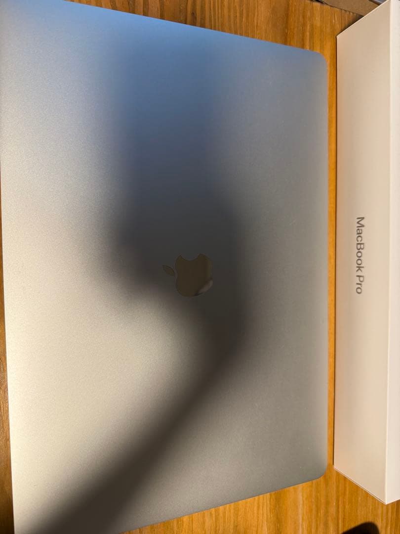 MacBook Pro 16インチ 2019 i7 16GB 512GB