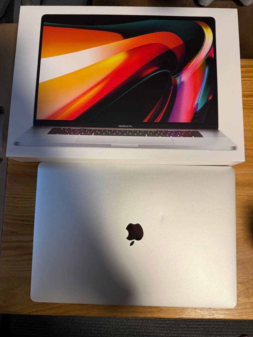 MacBook Pro 16インチ 2019 i7 16GB 512GB