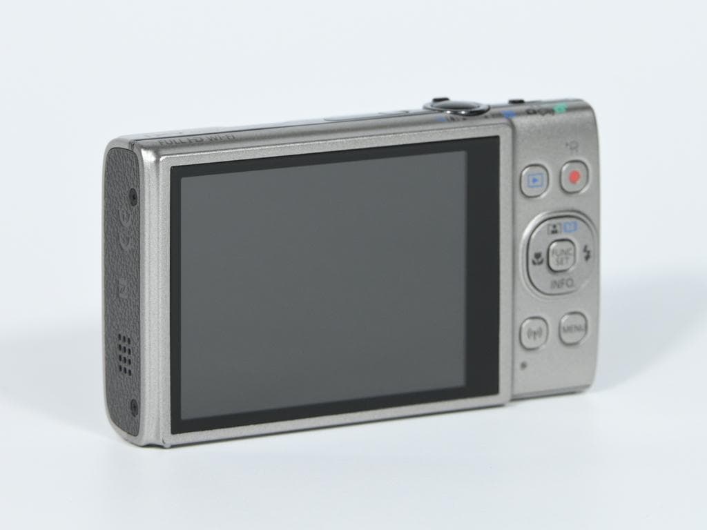 【ほぼ新品】 キヤノン　Canon IXY 650 シルバー